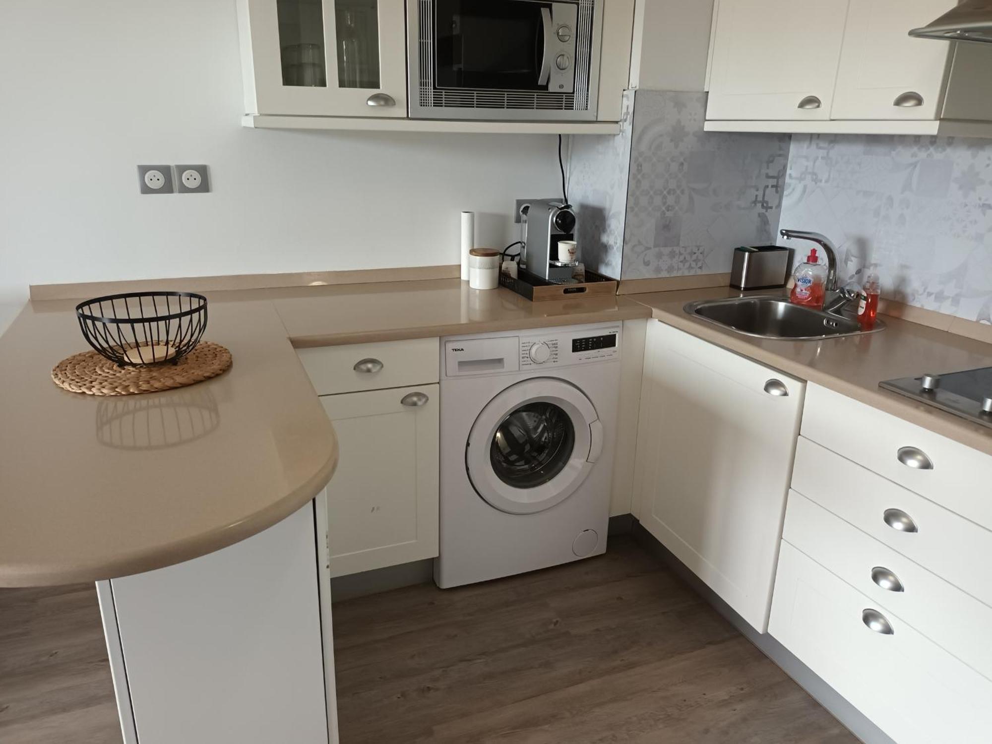 Appart. 2* A Hendaye, Proche Centre, Parking Privatif - Fr-1-239-777 Daire Dış mekan fotoğraf